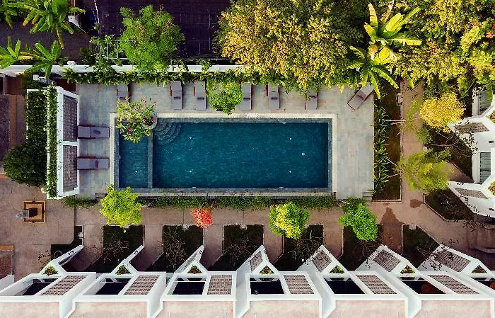 Hotel Phka Chan 4*